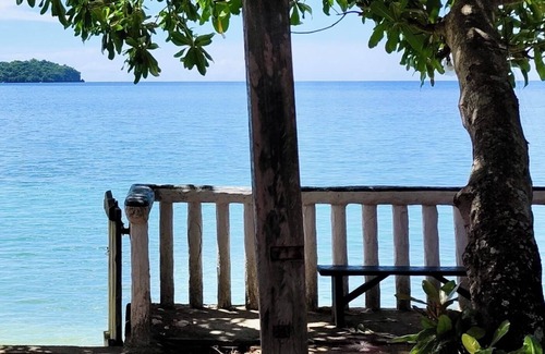 Naval Cama Y Desayuno | chezmamang.fr All-inclusive authentic stay on a hidden island in the Philippines