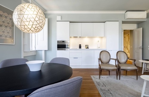 Encarnacao Apartamento | Chiado Camões - Lisbon Best Apartments