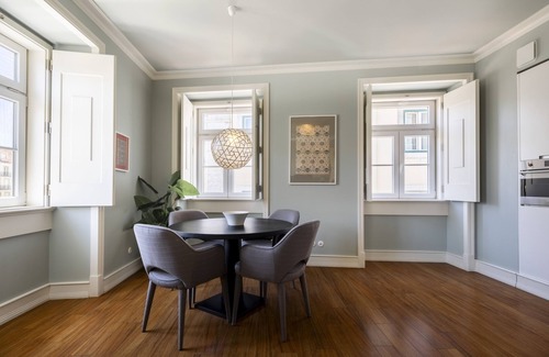 Encarnacao Apartamento | Chiado Camões - Lisbon Best Apartments