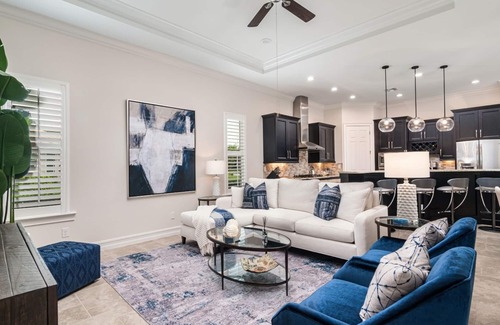 Naples Casa | CHIASSO COVE - Luxury Contemporary Styled Home in Fiddler's Creek