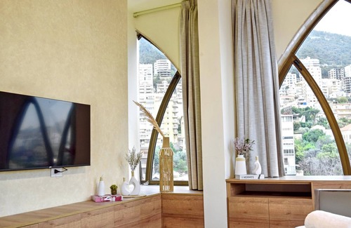 Haret Sakher Apartamento | Chic 1-bedroom apartment in Jounieh - J707