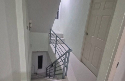 Ban Saiyuan Apartamento | Chic 1-bedroom apartment in Rawai beach with WiFi, new AC ,Water heater, smartTV