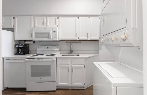 Kalorama Heights Apartamento | Chic 1-bedroom apartment in brilliant Washington with WiFi, AC