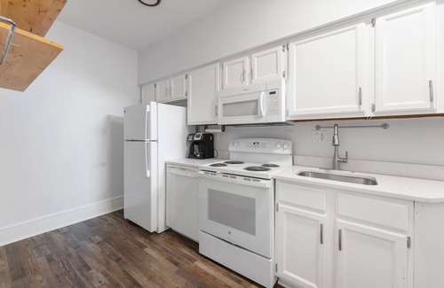 Kalorama Heights Apartamento | Chic 1-bedroom apartment in brilliant Washington with WiFi, AC