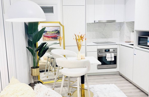 Vaughan Apartamento | Chic 1-bedroom apartment in Vaughan with Free Parking + 15 mins close to Airport