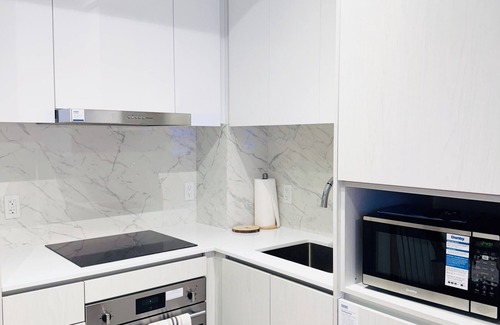 Vaughan Apartamento | Chic 1-bedroom apartment in Vaughan with Free Parking + 15 mins close to Airport