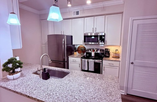 George Bush Park/Eldridge Apartamento | Moderno Apto 1H/1B Houston Energy Corridor/WiFi/Seguridad/ Pool and Gym/Parking.