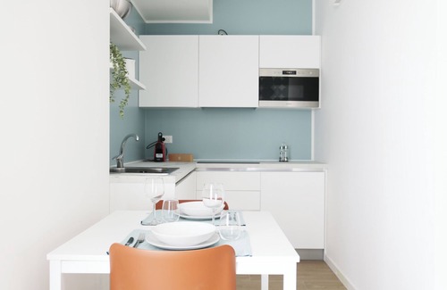 Lorenteggio Apartamento | Chic 1-bedroom apartment with WiFi, AC in enchanting Milano