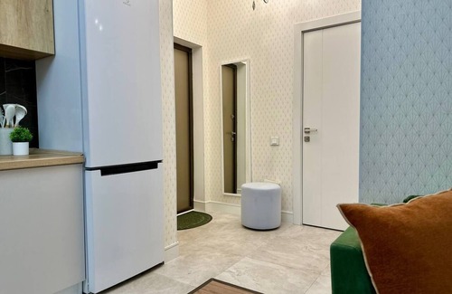 Almaty Apartamento | Chic 1-bedroom apartment with Mountain view, WiFi and AC