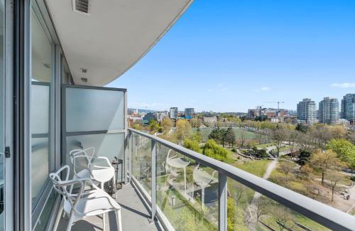 Crosstown Apartamento | Chic 1 Bedroom Getaway near Gastown and Chinatown