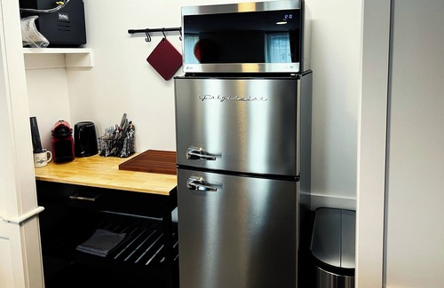 Harsimus Cove Apartamento | Chic 1-bedroom in vibrant Downtown Jersey City - 5 minutes walk to subway