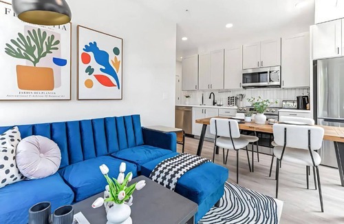 Bryant Apartamento | Chic 1-Bedroom Urban Retreat with WiFi and Fitness Center in Vibrant Kingfield
