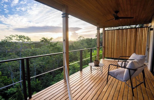 Santiago Casa | Chic 1BR Escape Breathtaking Balcony Views