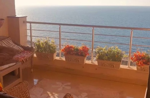 Ar-Raml 1 Apartamento | Chic 2-bedroom apartment with WiFi, AC in charming Alexandria Governorate