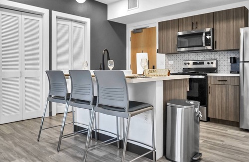 Zephyrhills Condominio | Chic 2 BDR Condo Steps from Tennis and Wellness Center, Pickleball