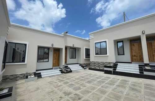 Mbezi Apartamento | Chic 2-bedroom apartment