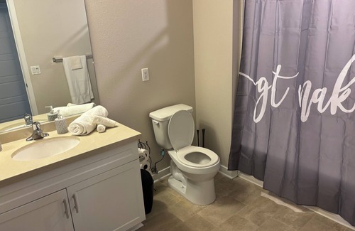 Van Nuys Apartamento | Chic 2-bedroom apartment with AC, WiFi in wonderful Los Angeles