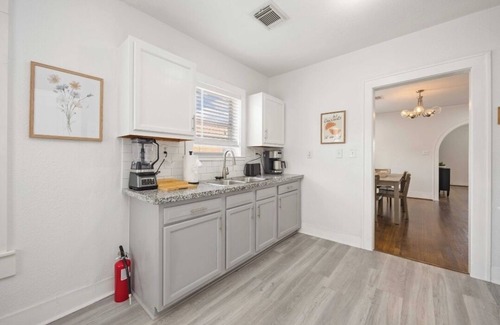 MacGregor Apartamento | Chic 2-bedroom apartment with WiFi, AC in cool Houston
