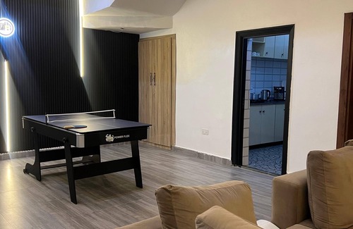 Kubwa Apartamento | Chic 2-bedroom apartment with WiFi, fitness room in vibrant Abuja