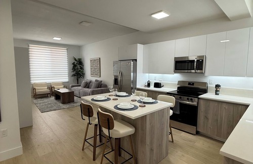 East Little Havana Apartamento | Chic 2-bedroom apartment in vibrant Miami near Brickell