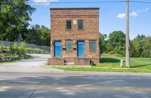 Des Moines Casa | Chic 2br - 2 Min From Icubs