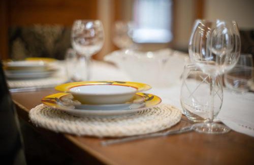 La Petite-Patrie Apartamento | Chic 2BR near Little Italy - 5mins to Metro