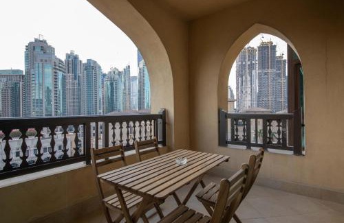 Downtown Dubai Apartamento | Chic 2BR with Burj Khalifa View in Souk Al Bahar