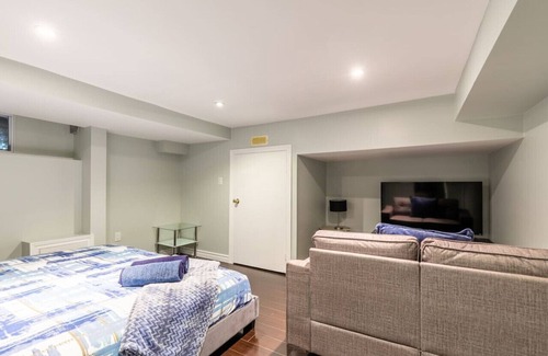 Parkdale Apartamento | Chic 3BR apartment in Queen West, Downtown Toronto