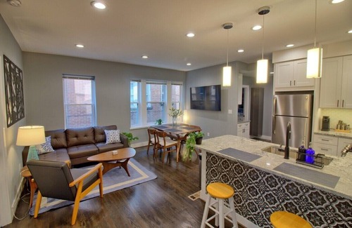 Tower Grove South Apartamento | Chic 3BR Gem | TG Park | Patio+Yard+W/D+Workspace