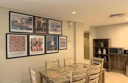 El Gouna Apartamento | Chic 3BR Ground Free Beach & Pool access at Mangroovy