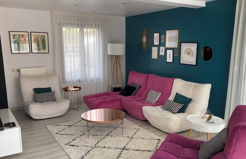 Saint-Prix Casa | Chic 4-bedroom house in a quiet location close to the forest and Paris. Ideal for families.