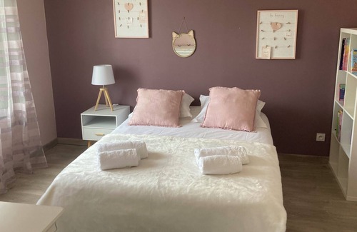 Saint-Prix Casa | Chic 4-bedroom house in a quiet location close to the forest and Paris. Ideal for families.