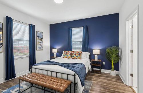 Florida Area Apartamento | Chic 5BR Oasis in NOLA's Heart
