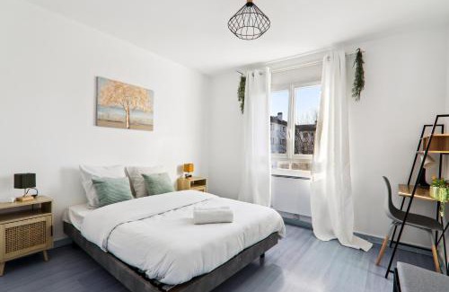 Sartrouville Apartamento | Chic and spacious apart with parking