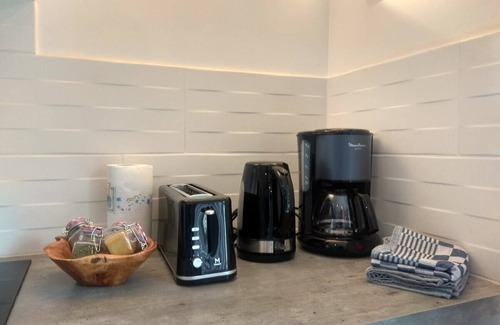 Courdimanche Apartamento | Chic apart with terrace garden parking