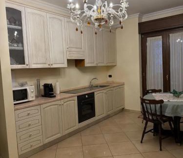 Barletta Apartamento | Chic Apartment in Barletta - Sunny Terrace