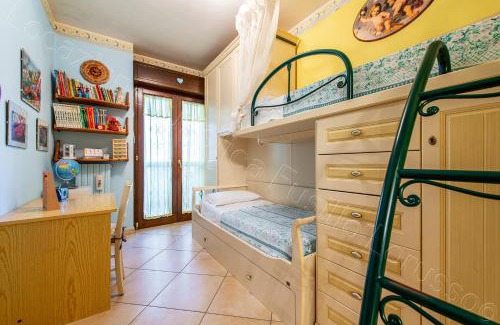 Barletta Apartamento | Chic Apartment in Barletta - Sunny Terrace