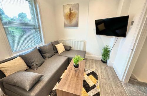 Bournemouth Apartamento | Chic Apartment in Central Bournemouth with Parking