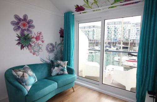 Seafront Apartamento | Chic apartment in the heart of Brighton Marina