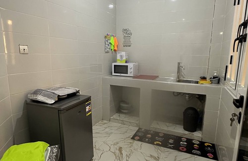 Point E Apartamento | Chic apartment with a cute little garden. 30 minutes from the AIBD airport