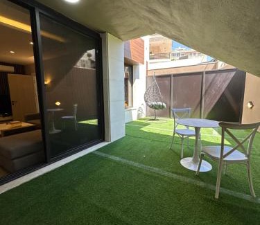 Al Swaifyeh Apartamento | Chic Apartments For Rent ave0-1