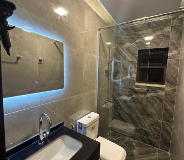 Al Swaifyeh Apartamento | Chic Apartments For Rent ave2-8