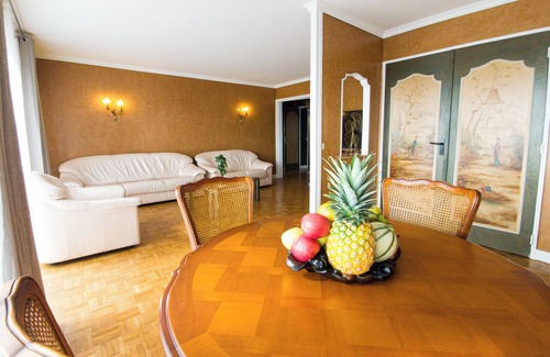 Bourg-la-Reine Apartamento | Chic Appartement AUX Portes DE Paris