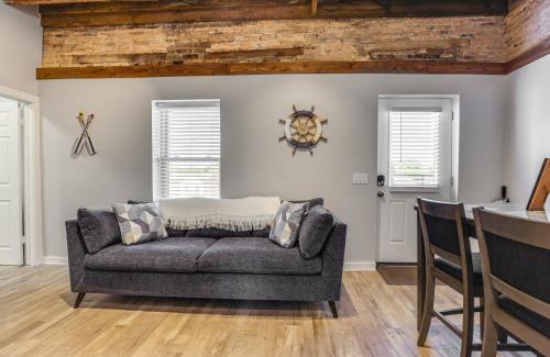 Canandaigua Apartamento | Chic Apt in the Heart of Downtown Canandaigua