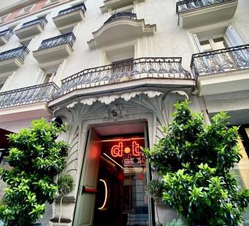 Sol Hotel | Chic & Basic dot