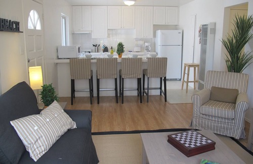 North Pacific Beach Apartamento | Apartment..Steps Chic Beach a la arena ... nuevo ... como un hotel boutique!