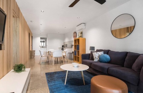 Rye Apartamento | Chic Beach Studio - This chic two bedroom studio apartment nestled between the front and back beachs