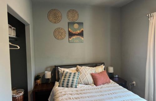 Fairbanks Casa | Chic Boho Groundfloor 2br In Town