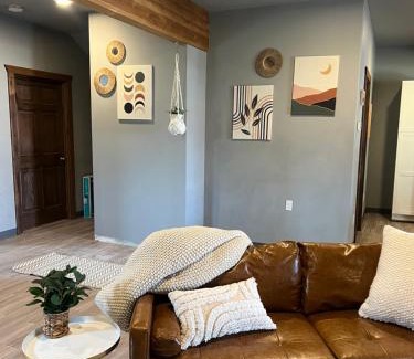 Fairbanks Casa | Chic Boho Groundfloor 2br In Town