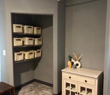 Fairbanks Casa | Chic Boho Groundfloor 2br In Town